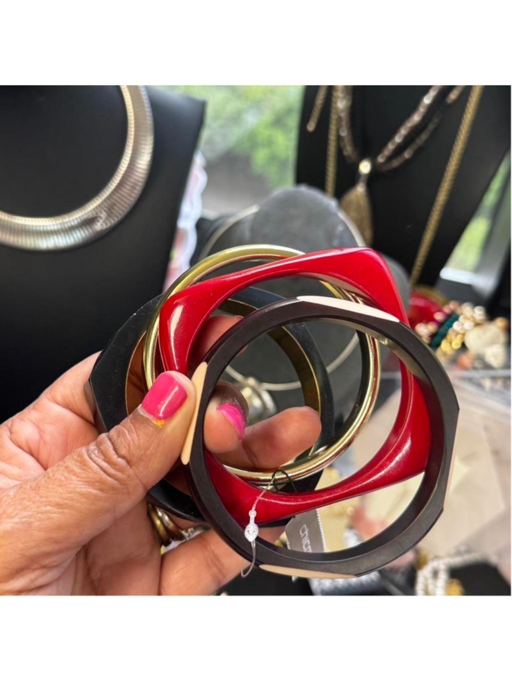 Chicco's red and black bangles #bangles #jewelry 322